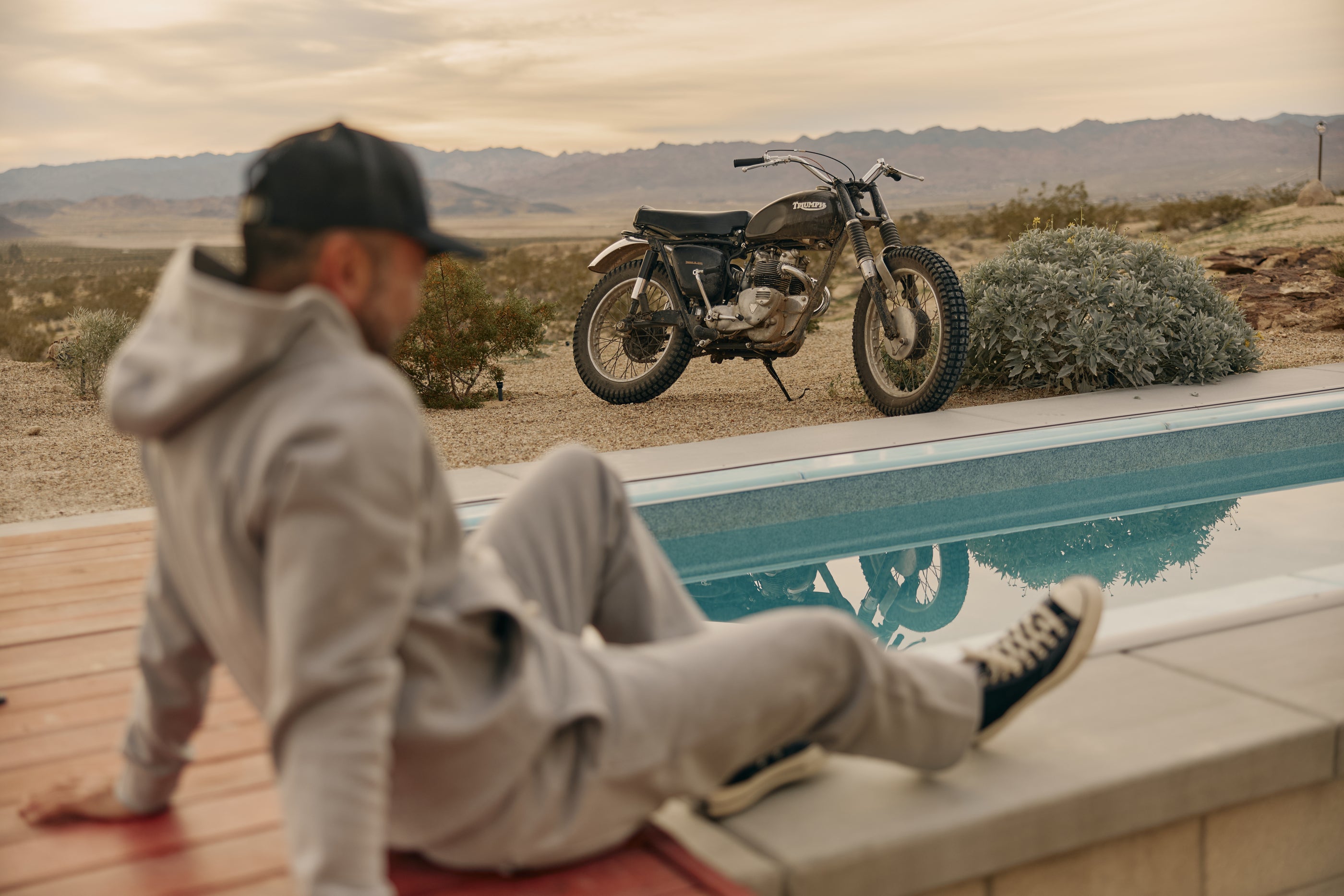 Analog Sweatpant (Open Bottom) - Foreign Rider Co.