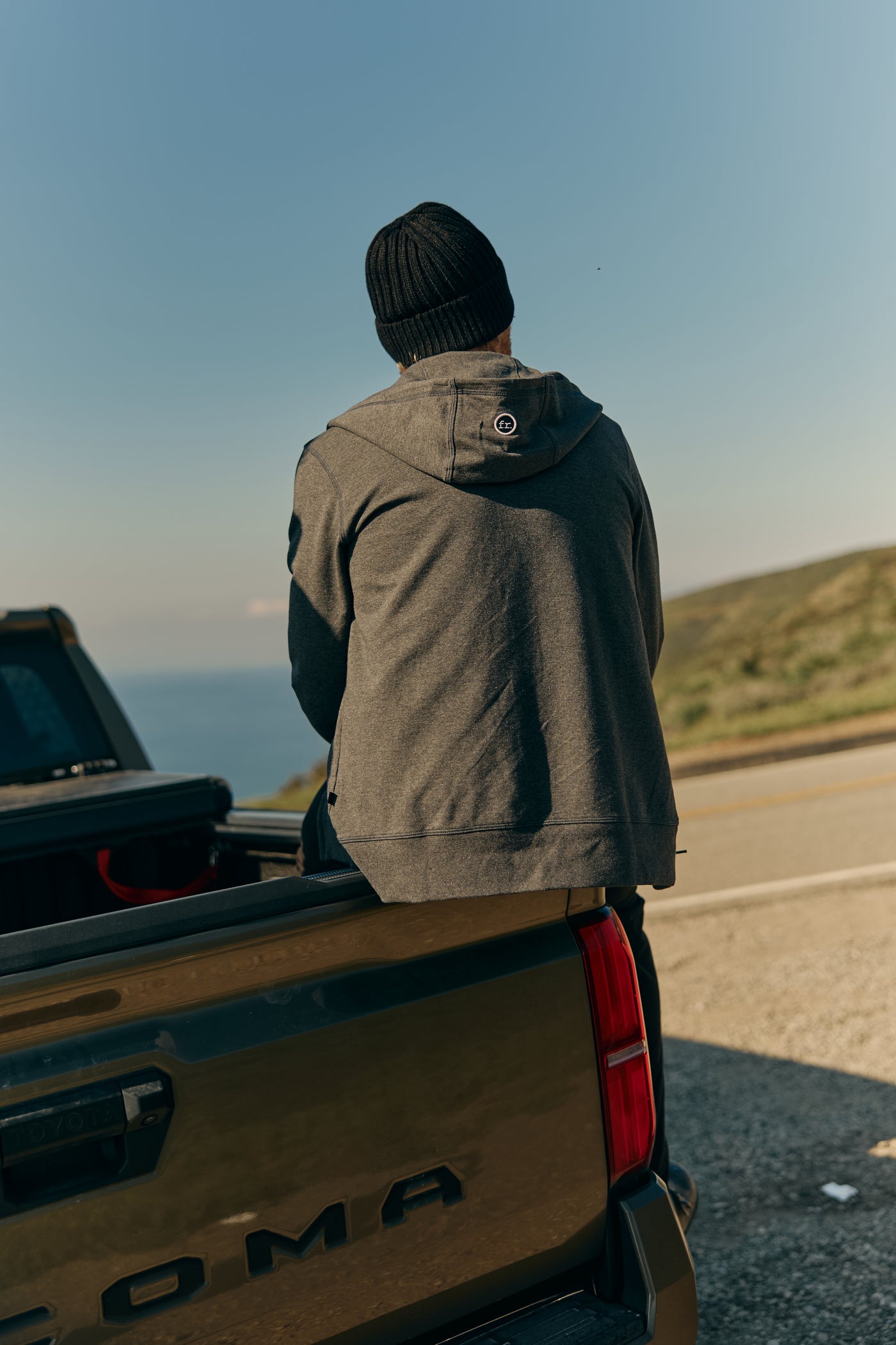 Solace Full Zip Hooded Sweatshirt - Foreign Rider Co.