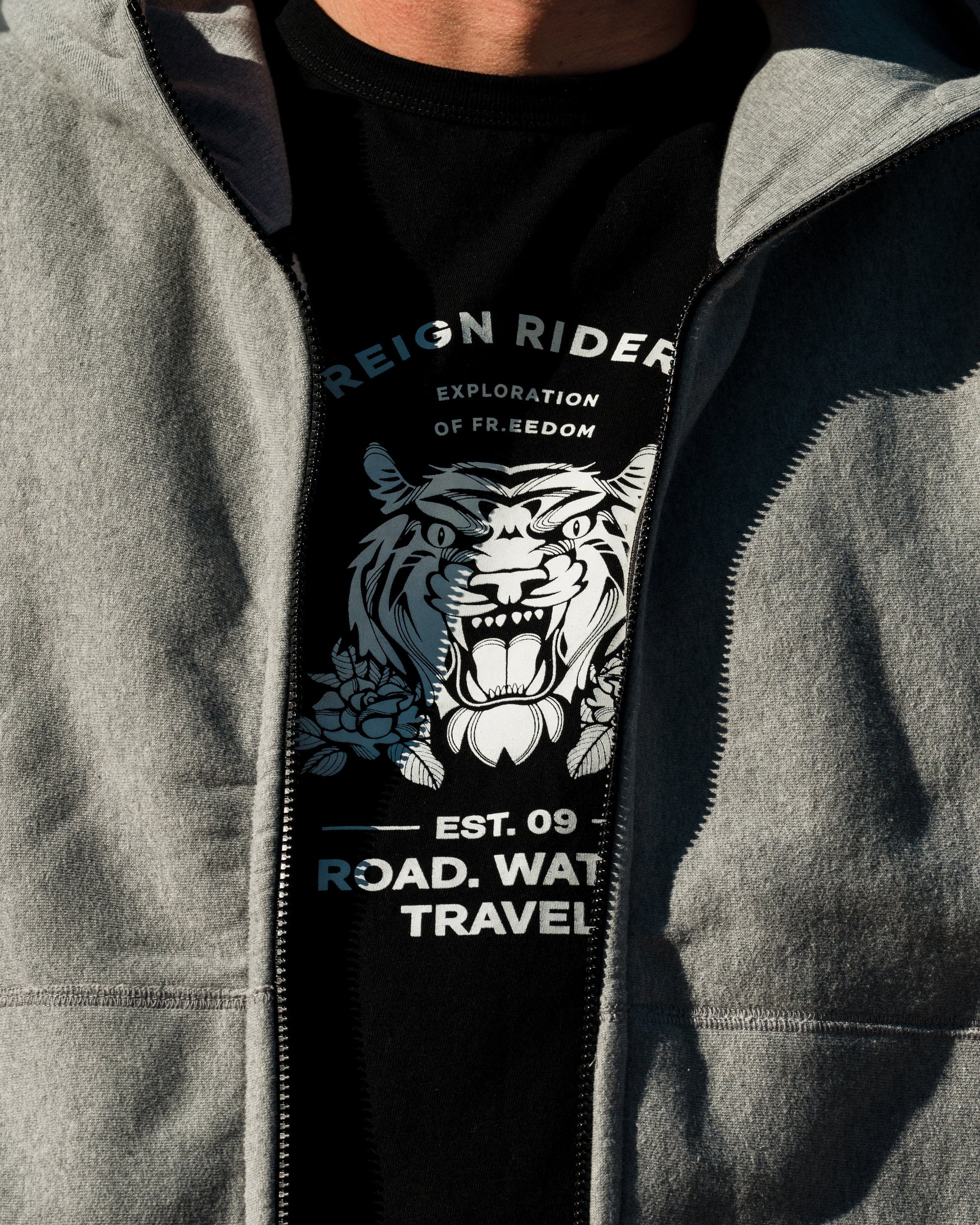 FR. Tiger Graphic T-Shirt Black - Foreign Rider Co.